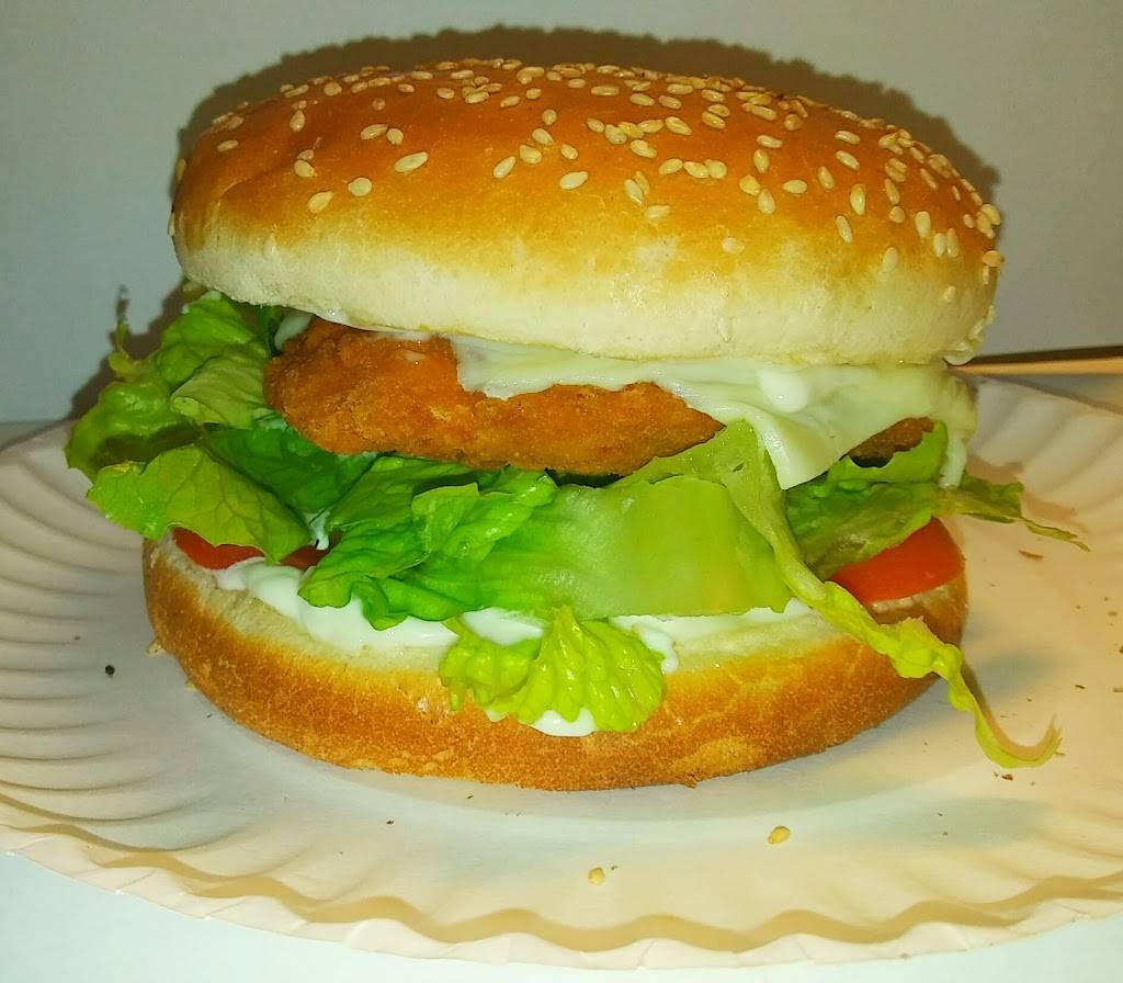 Crown Fried Chicken | restaurant | 2737 Germantown Ave, Philadelphia, PA 19133, USA | 2673191985 OR +1 267-319-1985