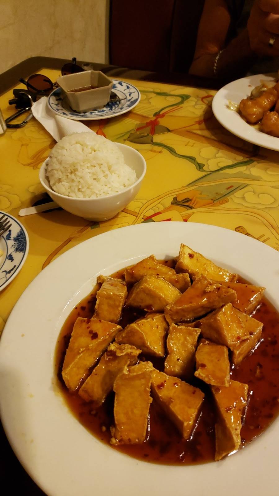 Hunan Inn Chinese Restaurant | restaurant | 3662 Chamblee Tucker Rd B, Atlanta, GA 30341, USA | 7704938268 OR +1 770-493-8268