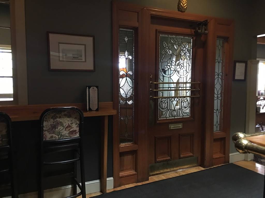 The Chowder House Bar | restaurant | 97 Willard St, Quincy, MA 02169, USA | 6177739532 OR +1 617-773-9532