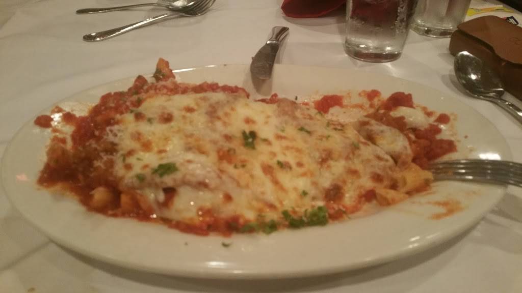 Poppys Place | restaurant | 12 Verbena Ave, Floral Park, NY 11001, USA | 5163582705 OR +1 516-358-2705