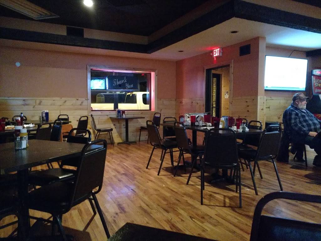 Charlies Bar And Grill | restaurant | 117 S Bridge St, Dimondale, MI 48821, USA | 5172357101 OR +1 517-235-7101