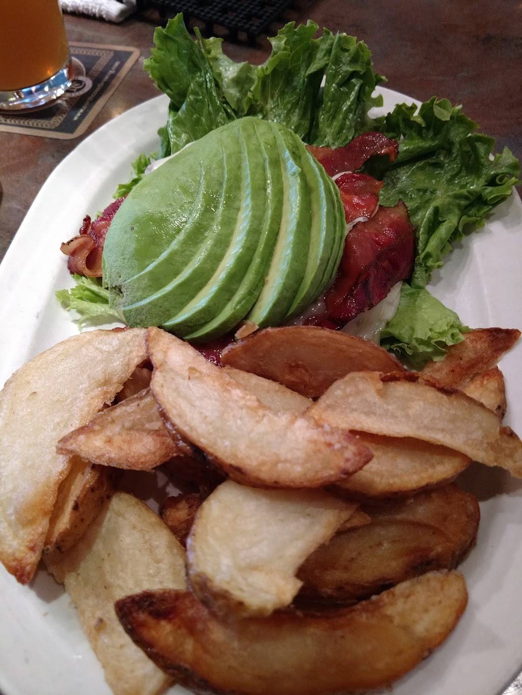 City Pub | restaurant | 2620 Broadway, Redwood City, CA 94063, USA | 6503632620 OR +1 650-363-2620