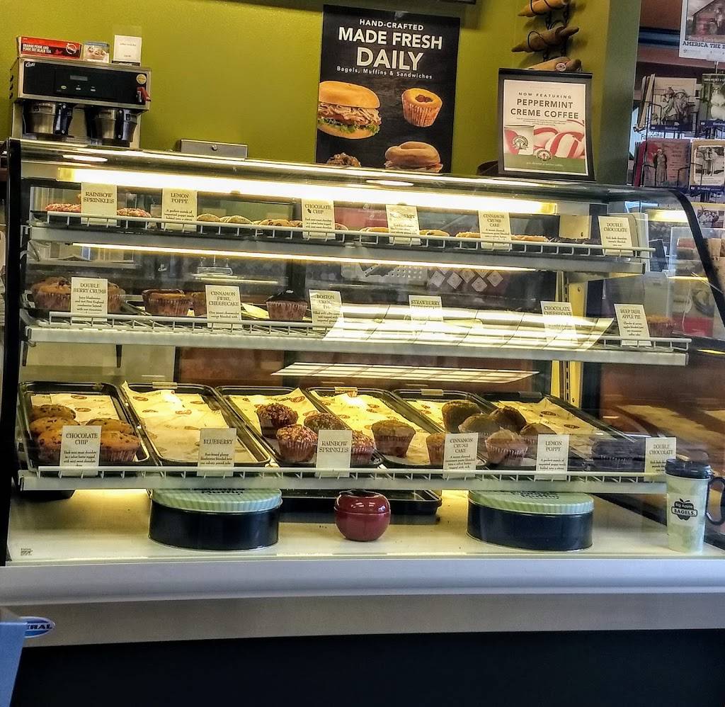 Big Apple Bagels | bakery | 2209 Francisco Dr #160, El Dorado Hills, CA 95762, United States | 9169364343 OR +1 916-936-4343