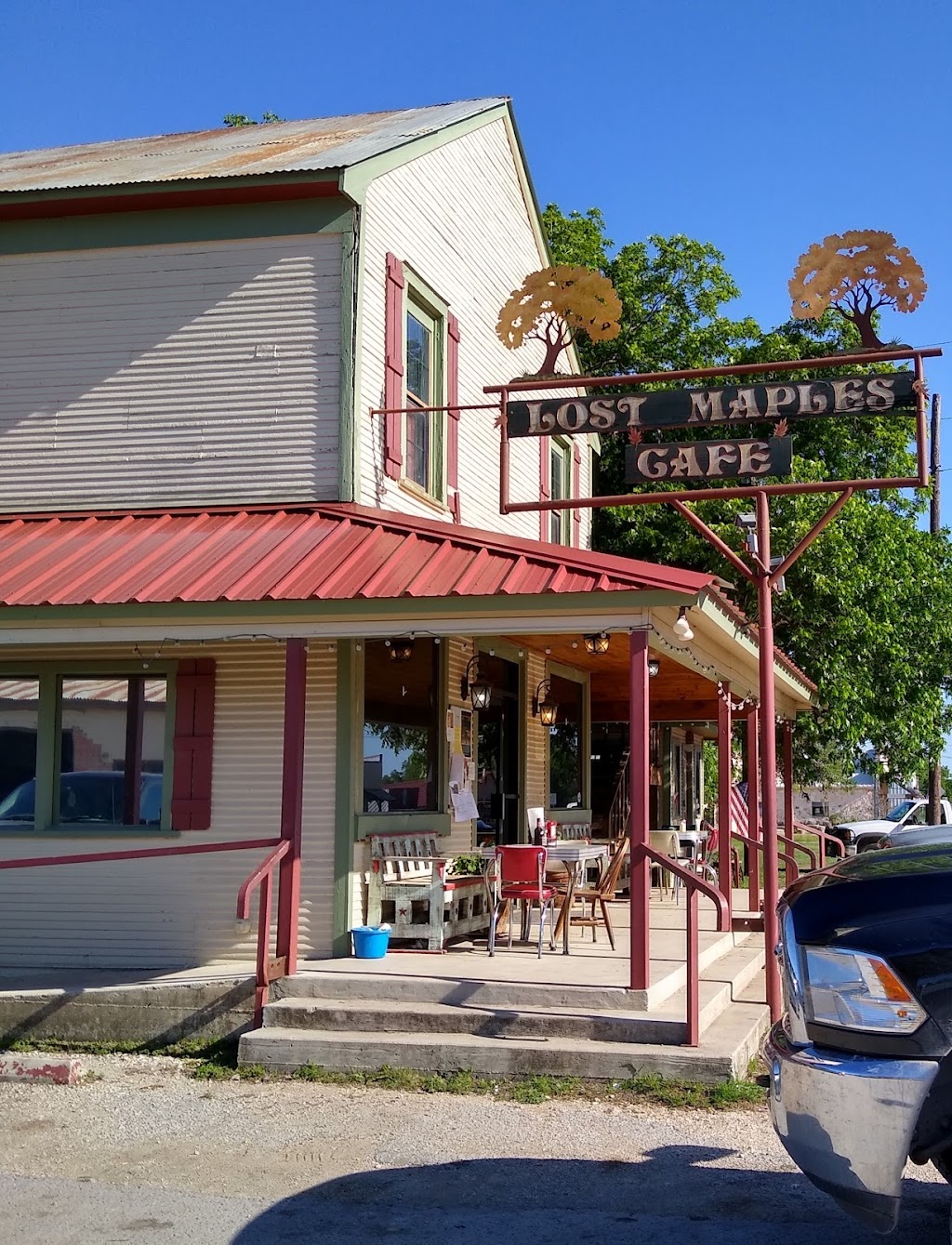 Lost Maples Cafe | restaurant | 384 Main St, Utopia, TX 78884, USA | 8309662221 OR +1 830-966-2221