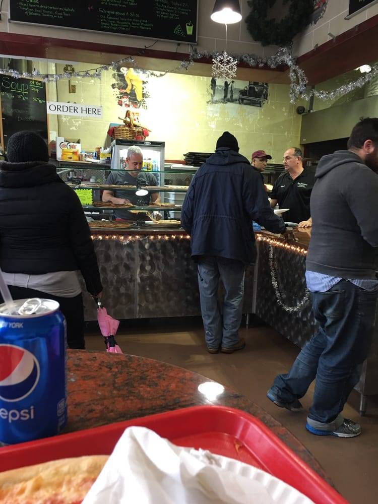 Via Caramico Pizzeria | restaurant | 3300 Northern Blvd, Queens, NY 11101, USA | 7184729444 OR +1 718-472-9444