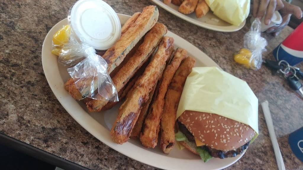 Gus Jr. #3 | restaurant | 695 E Base Line St, San Bernardino, CA 92410, USA | 9093841315 OR +1 909-384-1315