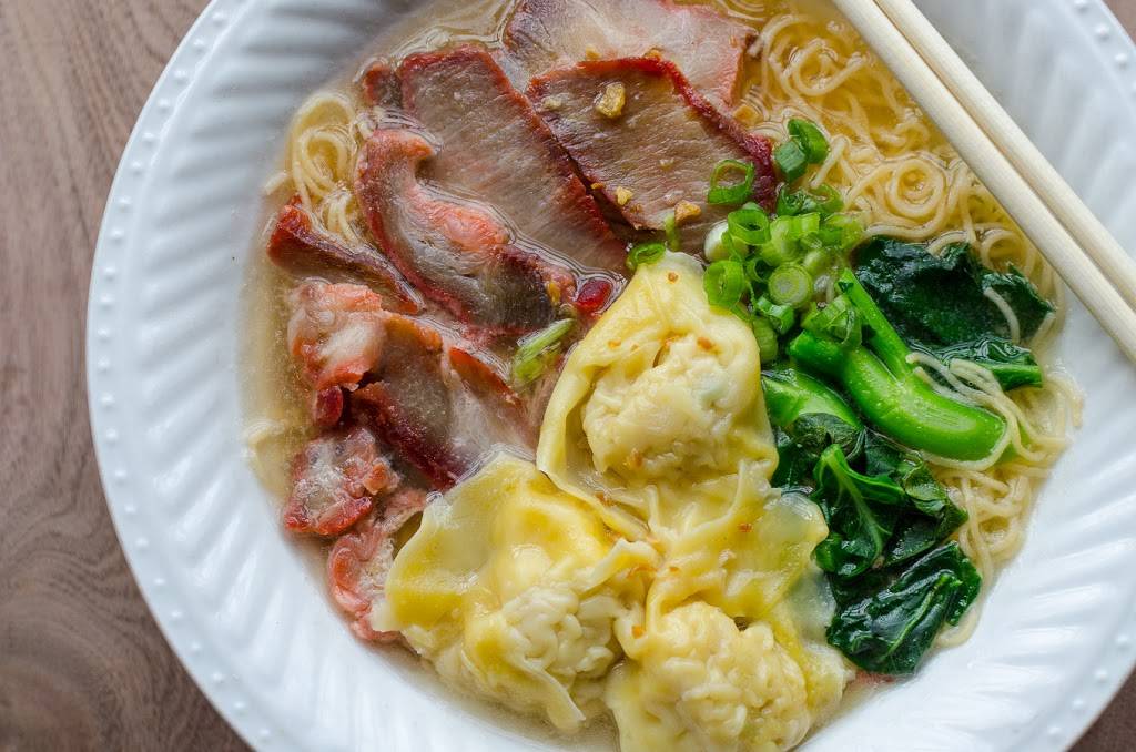 Tuptim Thai Cuisine | restaurant | 4896 Washtenaw Ave, Ypsilanti, MI 48197, USA | 7345285588 OR +1 734-528-5588