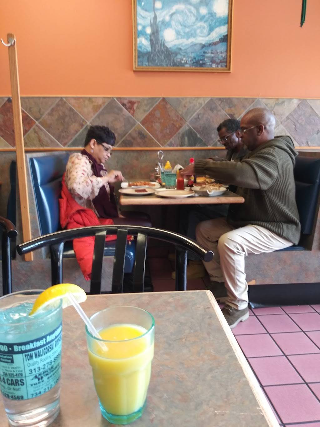 Newburgh Grill | restaurant | 8871 Newburgh Rd, Livonia, MI 48150, USA | 7349530000 OR +1 734-953-0000