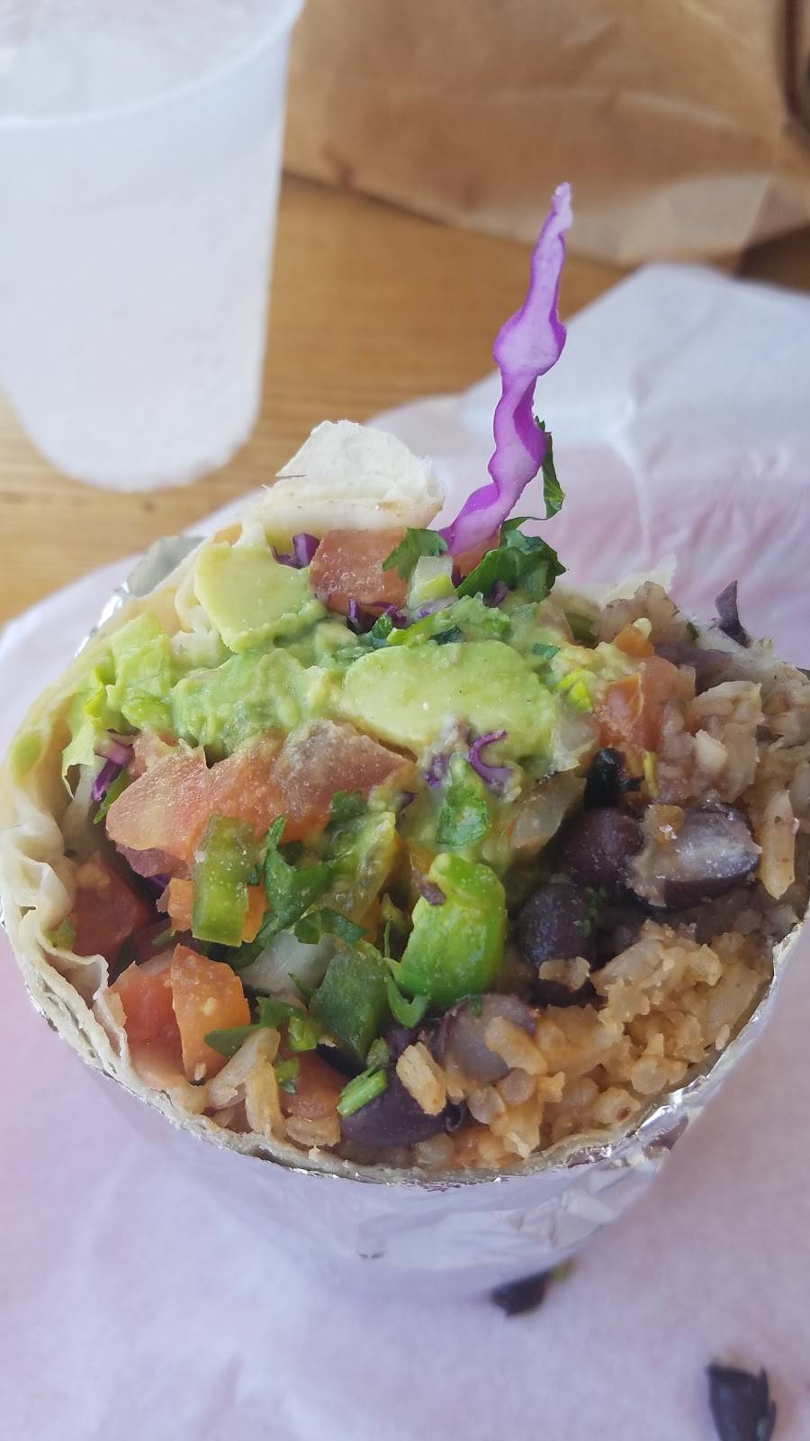 Freebirds | restaurant | 879 Embarcadero del Norte, Goleta, CA 93117, USA | 8059680123 OR +1 805-968-0123