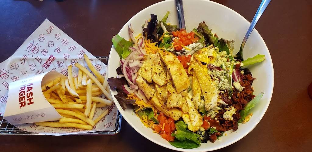 Smashburger | restaurant | 7392 S Olympia Ave, Tulsa, OK 74132, USA | 5397772082 OR +1 539-777-2082