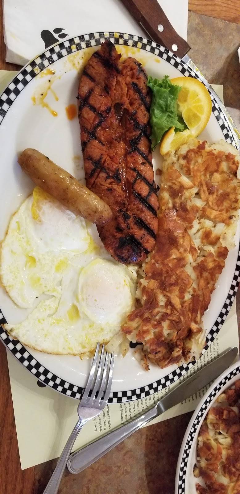 Black Bear Diner | restaurant | 3050 N Tegner Rd, Turlock, CA 95380, USA | 2096323000 OR +1 209-632-3000