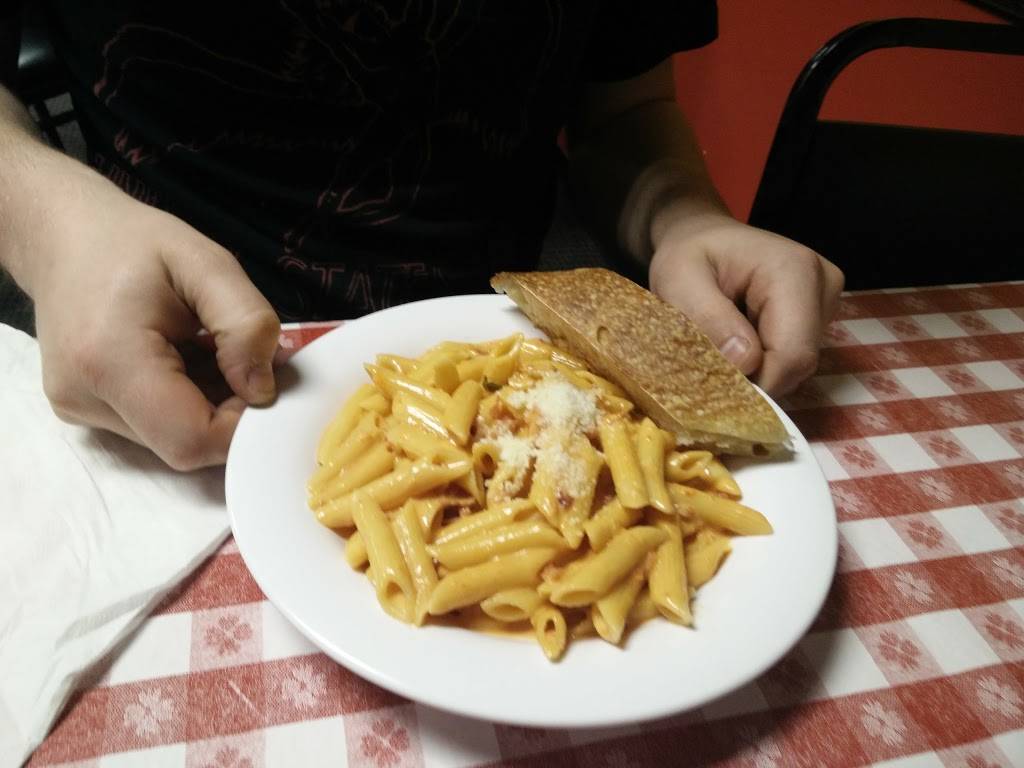 Simonettis Pizza | restaurant | 6432 Wilkinson Blvd, Belmont, NC 28012, USA | 7048255555 OR +1 704-825-5555