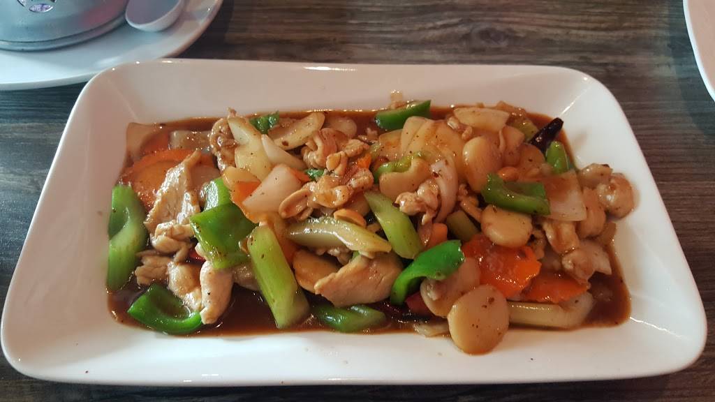 Jaruwan | restaurant | 9825 Long Beach Blvd, South Gate, CA 90280, USA | 3232496963 OR +1 323-249-6963