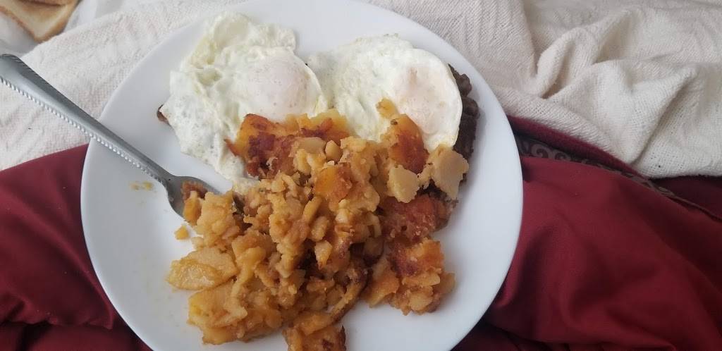 Galaxy Diner-Restaurant | restaurant | 4241 Main St, Bridgeport, CT 06606, USA | 2033728398 OR +1 203-372-8398