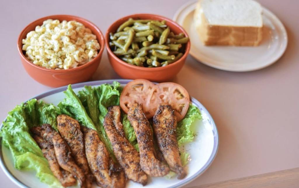 Lutfi’s Fried Fish | restaurant | 2527 N 72nd St, Omaha, NE 68134, USA | 5312156666 OR +1 531-215-6666