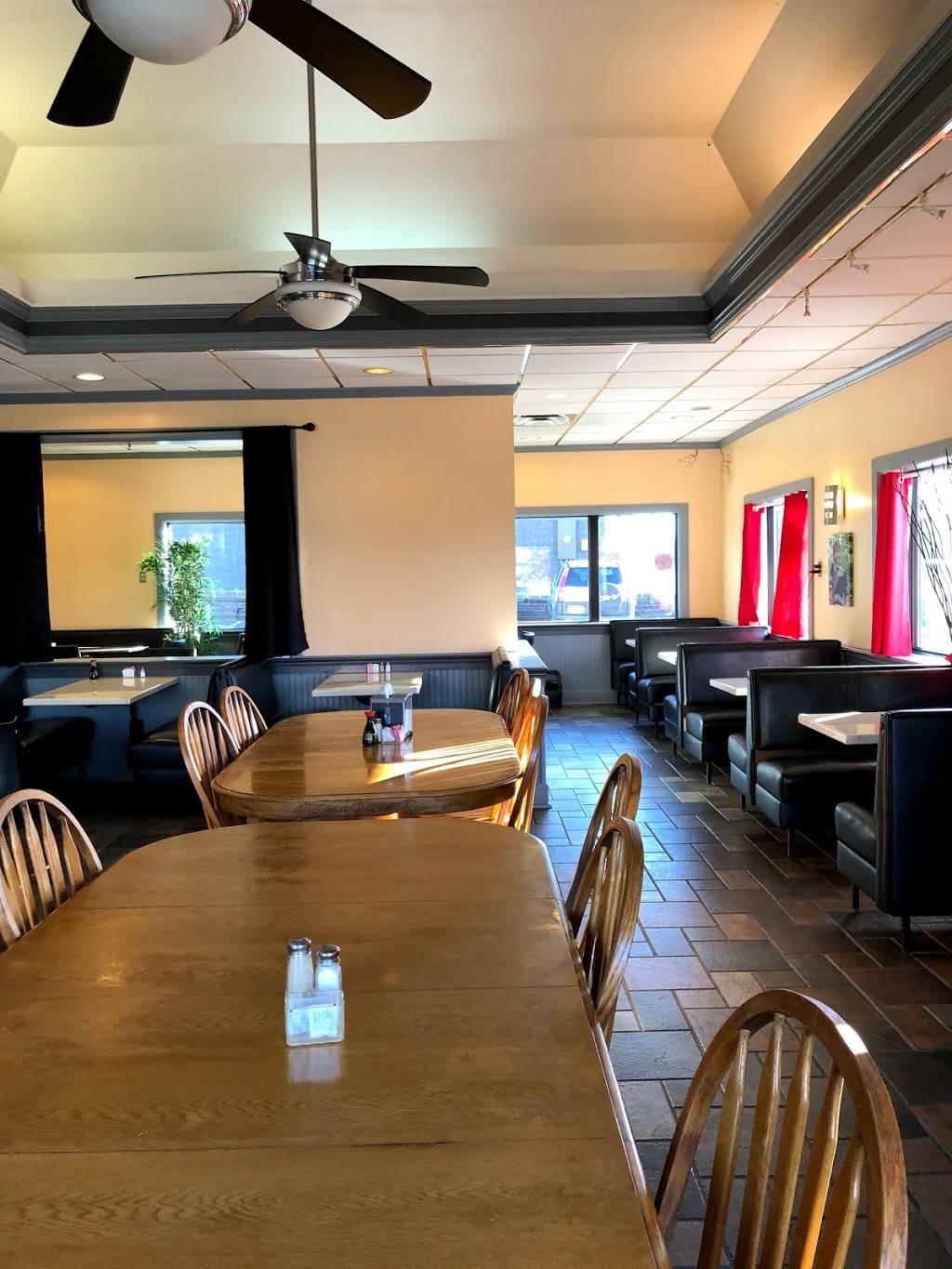 Kings Asian Chef | restaurant | 1336 N Glenstone Ave, Springfield, MO 65802, USA | 4178665527 OR +1 417-866-5527