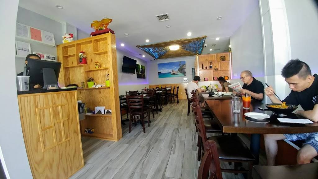 Sungai Malaysian Cuisine | restaurant | 6218 18th Ave, Brooklyn, NY 11204, USA | 3476738488 OR +1 347-673-8488