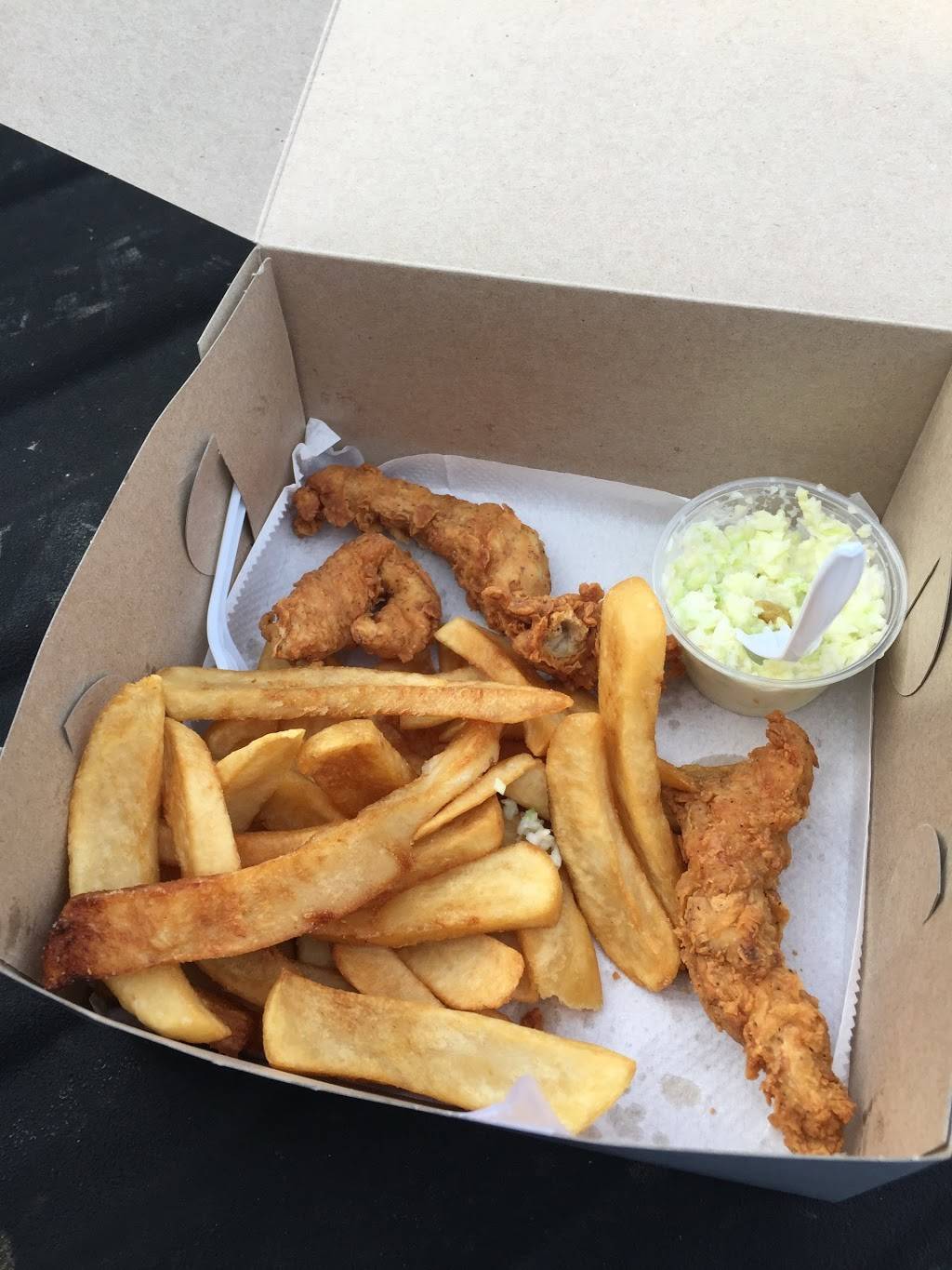 Donahoos Golden Chicken | restaurant | 1074 N Garey Ave, Pomona, CA 91767, USA | 9096223213 OR +1 909-622-3213