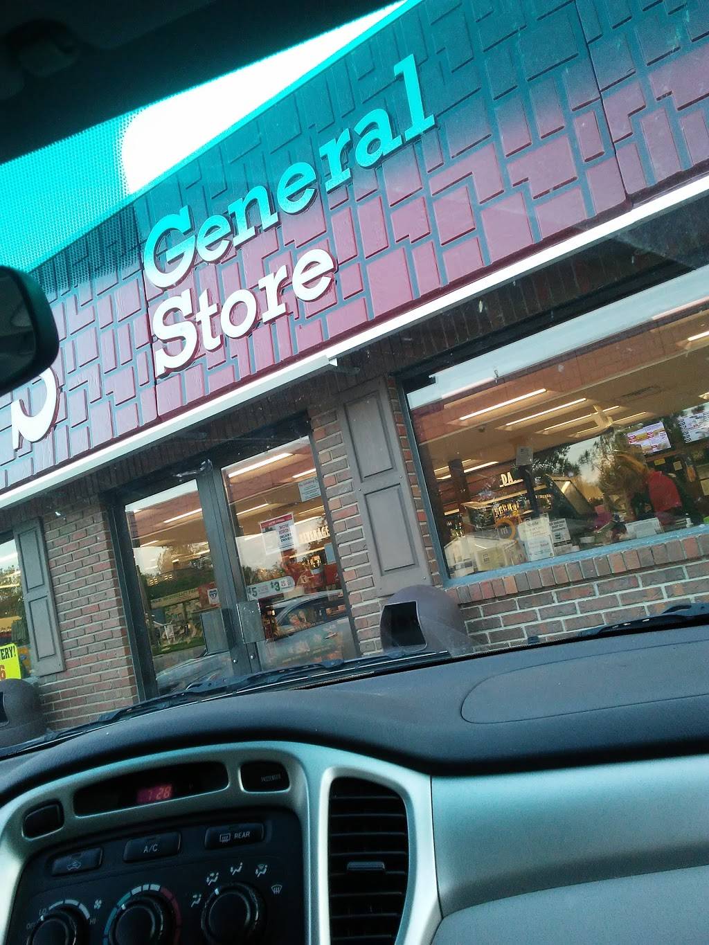 Caseys | restaurant | 1900 18th St, Charleston, IL 61920, USA | 2173451006 OR +1 217-345-1006