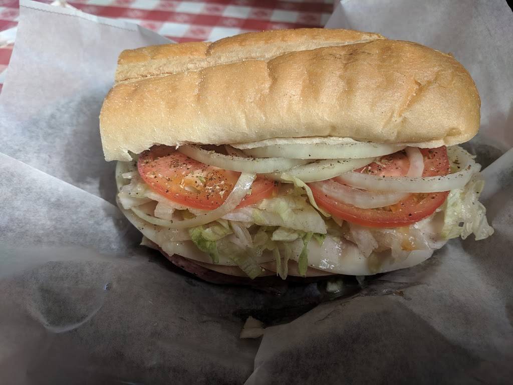 D & S Sub Shop | meal takeaway | 348 N 5th St, Hartsville, SC 29550, USA | 8433322339 OR +1 843-332-2339