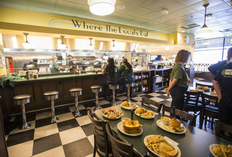 Metro Diner | cafe | 4011 W Kennedy Blvd, Tampa, FL 33609, USA | 8133640076 OR +1 813-364-0076