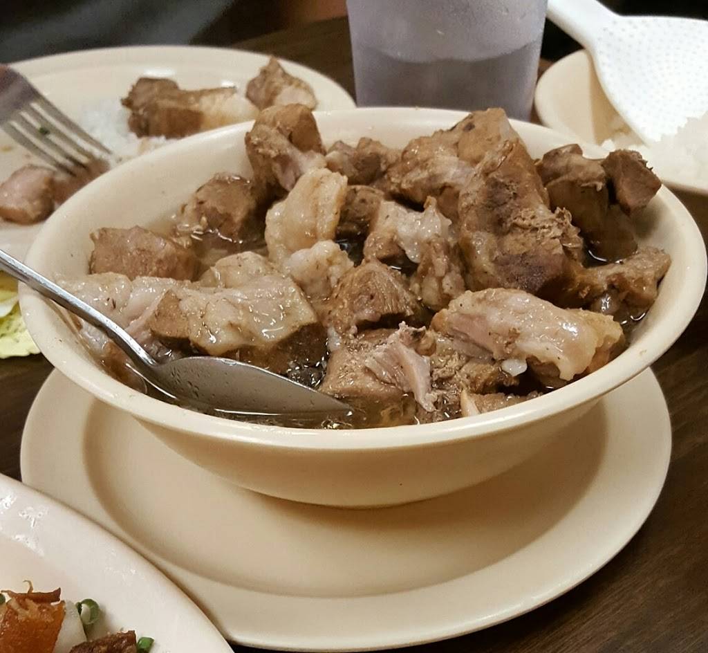 Elenas Restaurant | restaurant | 94-866 Moloalo St, Waipahu, HI 96797, USA | 8086768005 OR +1 808-676-8005