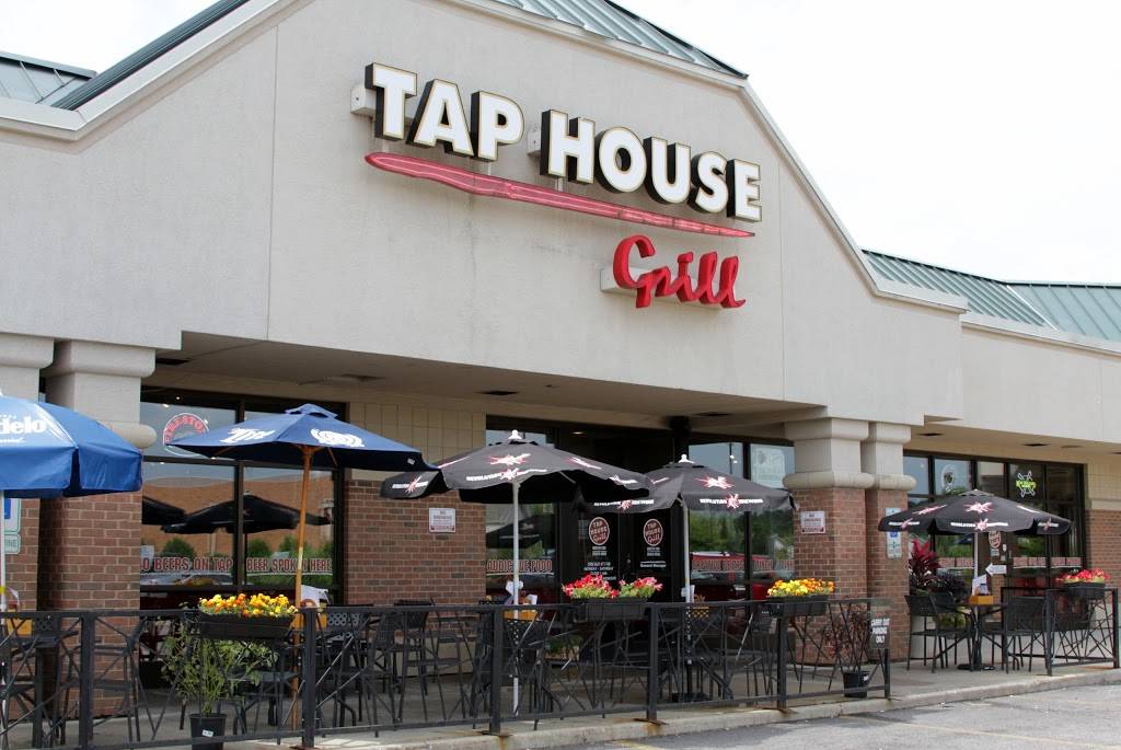 Tap House Grill | restaurant | 3341 W Main St Suite A-103, St. Charles, IL 60175, USA | 6304431664 OR +1 630-443-1664