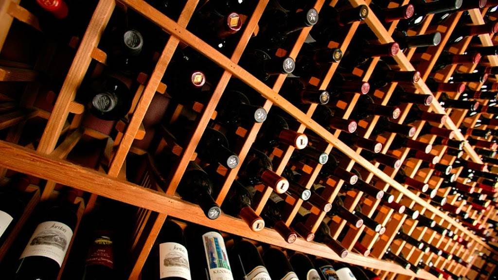 555 East American Steakhouse | restaurant | 555 E Ocean Blvd, Long Beach, CA 90802, USA | 5624370626 OR +1 562-437-0626