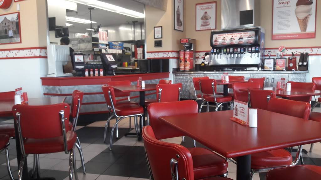 Freddys Frozen Custard & Steakburgers | restaurant | 401 Holiday Dr, Ardmore, OK 73401, USA | 5803197689 OR +1 580-319-7689