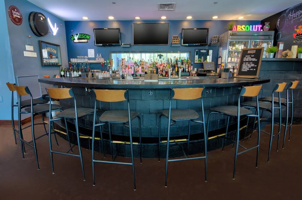 WaterWorks Bar & Grill | restaurant | 111 W Fortune St, Tampa, FL 33602, USA | 8132231351 OR +1 813-223-1351