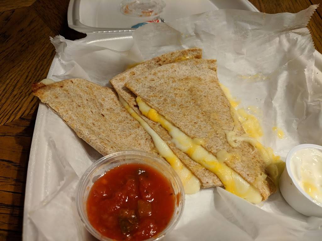 Gennaros II - Chicago Style Pizza | restaurant | 1610 W Main St #102, Collegeville, PA 19426, USA | 4848546960 OR +1 484-854-6960