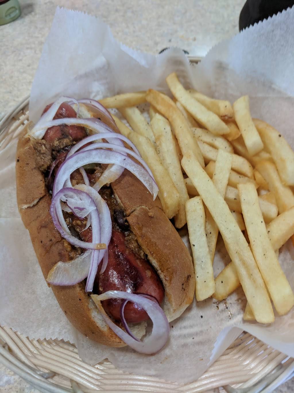 Sandwich Works | restaurant | 1822, 827 Beacon St, Newton Centre, MA 02459, USA | 6173408873 OR +1 617-340-8873