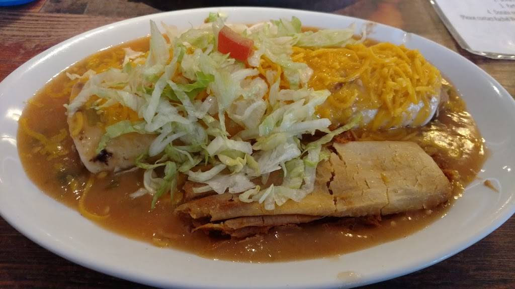 Santiagos Viii Mexican Restaurant | restaurant | 12 S Parish Ave, Johnstown, CO 80534, USA | 9705874134 OR +1 970-587-4134