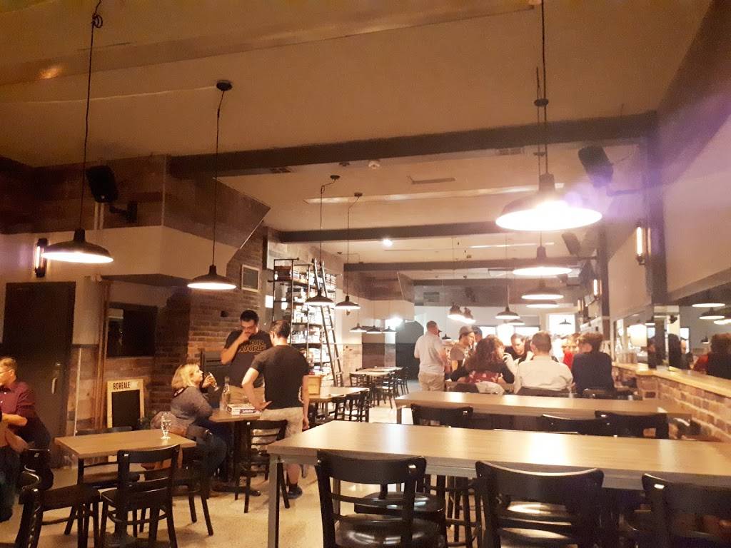 LAdversaire - Pub Ludique | restaurant | 4303 Rue Sainte-Catherine E, Montréal, QC H1V 1Y1, Canada | 5142544468 OR +1 514-254-4468