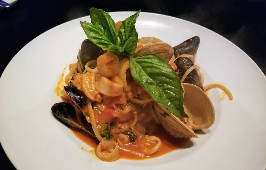 Amore Restaurant | restaurant | 446 S Pineapple Ave, Sarasota, FL 34236, USA | 9413831111 OR +1 941-383-1111