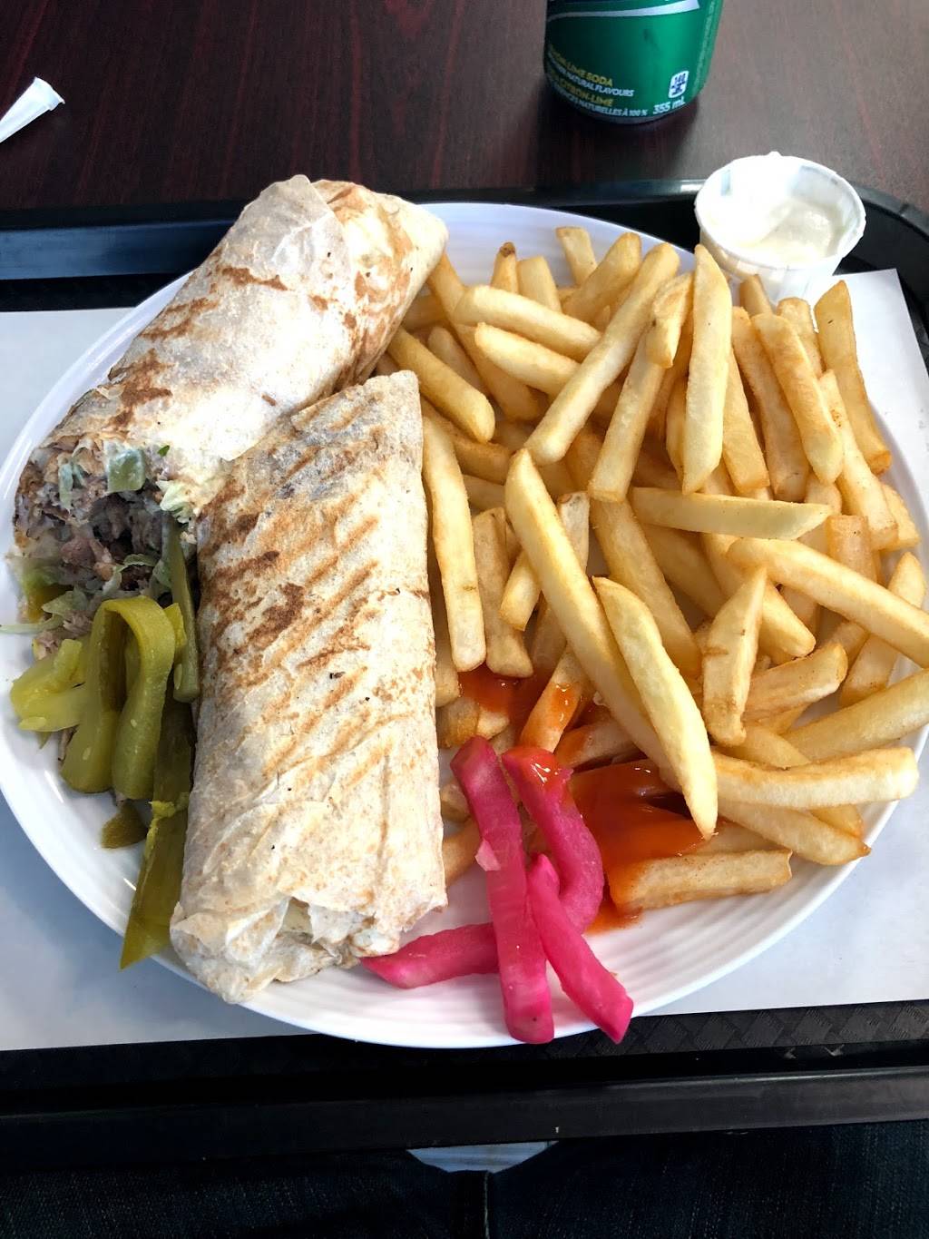 Pita and Grill Express | restaurant | 488 Eglinton Ave W, Mississauga, ON L5R 0G2, Canada | 9057120333 OR +1 905-712-0333