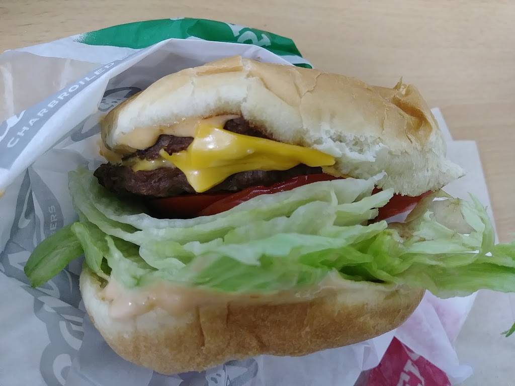 Carls Jr. / Green Burrito | restaurant | 1070 E Bastanchury Rd, Fullerton, CA 92835, USA | 7142561154 OR +1 714-256-1154