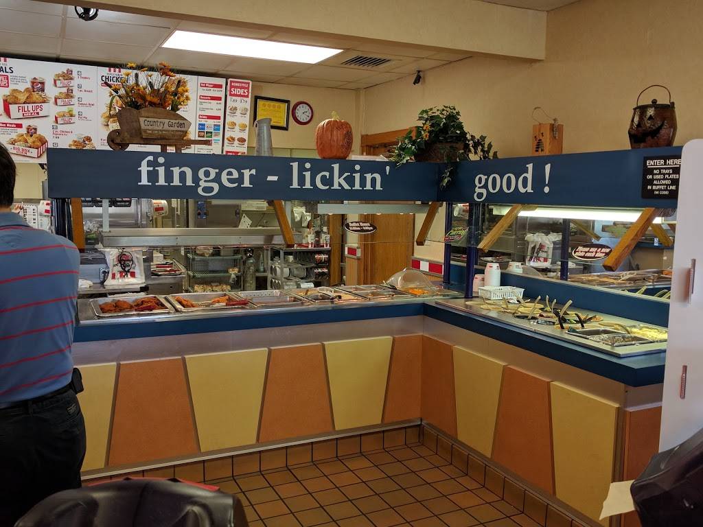 KFC | restaurant | 609 N Water St, Black River Falls, WI 54615, USA | 7152844575 OR +1 715-284-4575