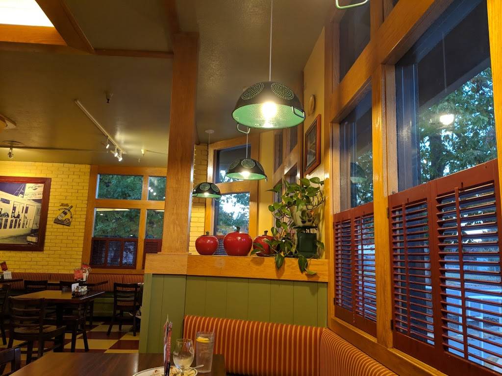 Marys Pizza Shack | meal delivery | 790 Gravenstein Hwy N, Sebastopol, CA 95472, USA | 7078295800 OR +1 707-829-5800