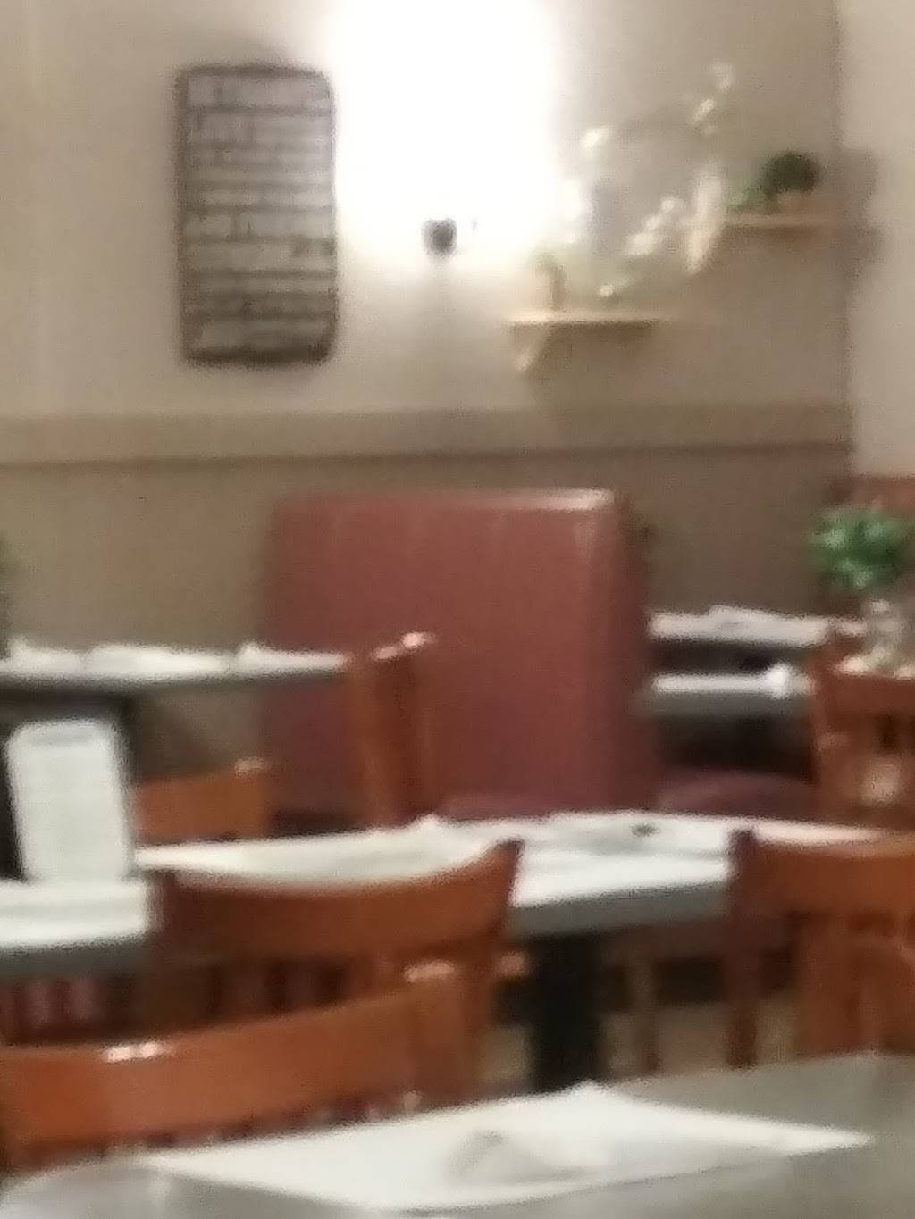 Harbor Inn Restaurant & Lounge | restaurant | 805 Bethel Church Rd, Latrobe, PA 15650, USA | 7245937577 OR +1 724-593-7577