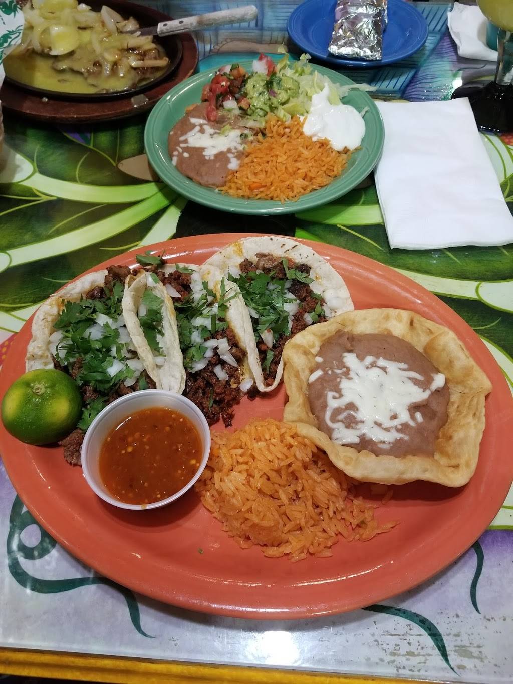 Mr. Tequila Mexican Restaurant | restaurant | 3126 Tamiami Trail N, Naples, FL 34103, USA | 2393048629 OR +1 239-304-8629