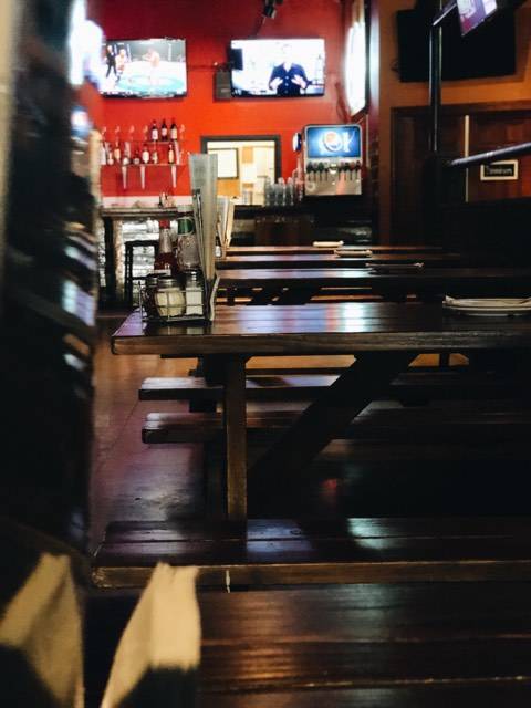 Cirivellos sports bar | restaurant | 1403, 4115 N Viking Way, Long Beach, CA 90808, USA | 5624210222 OR +1 562-421-0222