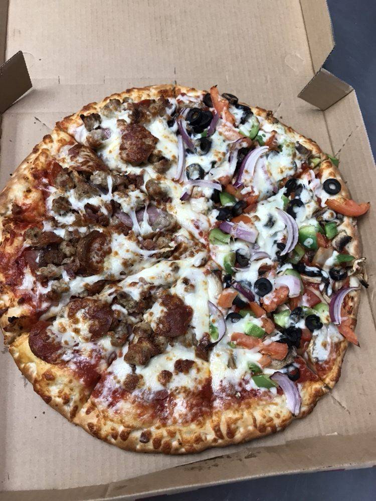 Norco Pizza Company | restaurant | C, 1700, 313 Sixth St, Norco, CA 92860, USA | 9512207050 OR +1 951-220-7050