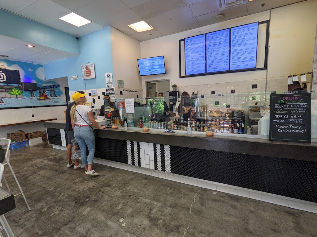 EL Puerto Seafood By the Park | restaurant | 317 Tenth Ave, San Diego, CA 92101, USA | 6193268156 OR +1 619-326-8156