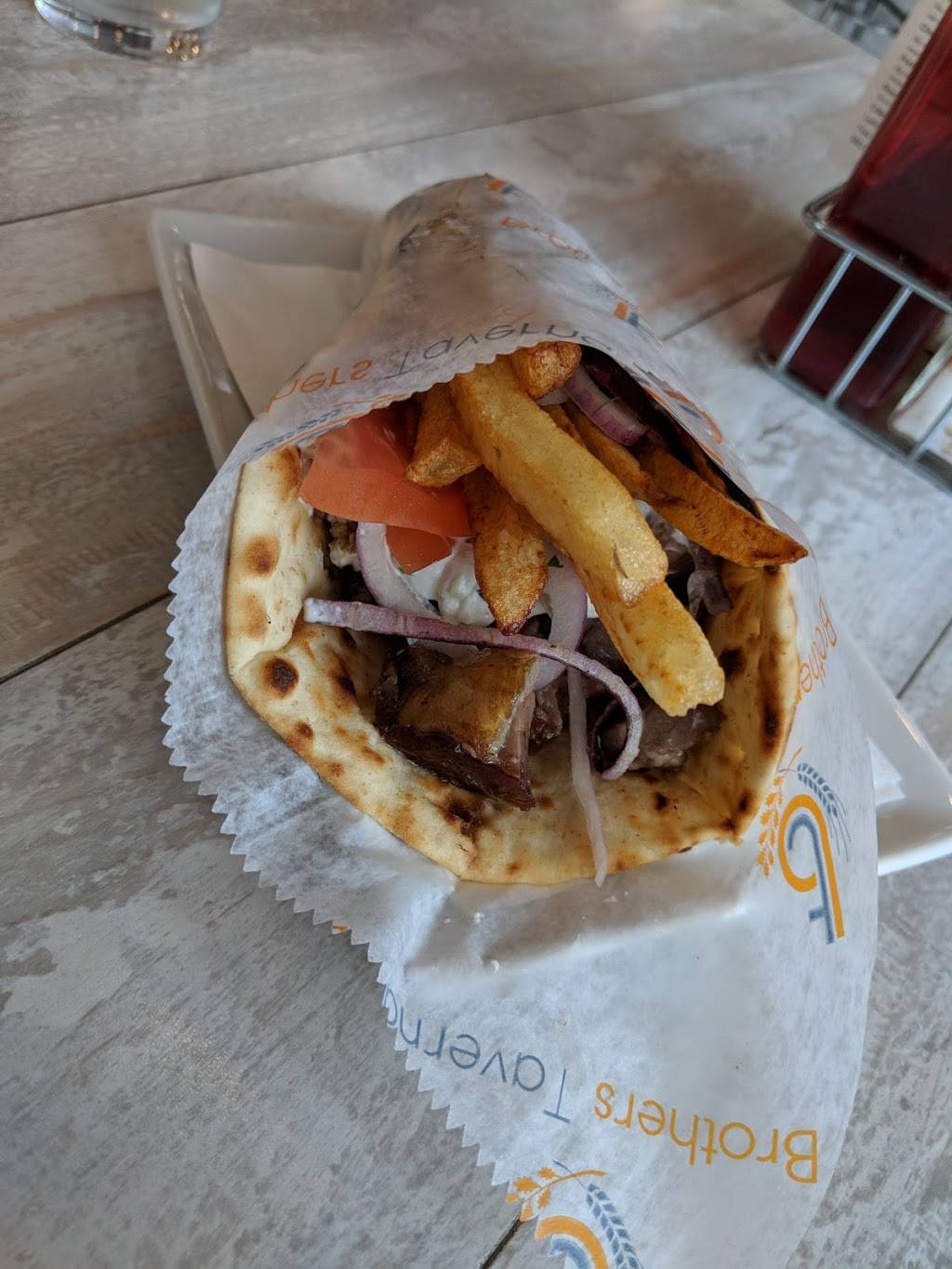 Brothers Taverna | restaurant | 23-01 Steinway St, Queens, NY 11105, USA | 7187212424 OR +1 718-721-2424