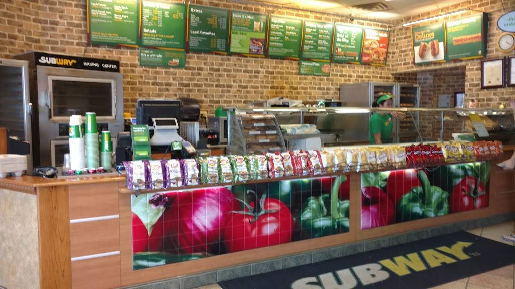 Subway Restaurants | restaurant | 3045 Columbia Pike A, Arlington, VA 22204, USA | 7038929191 OR +1 703-892-9191