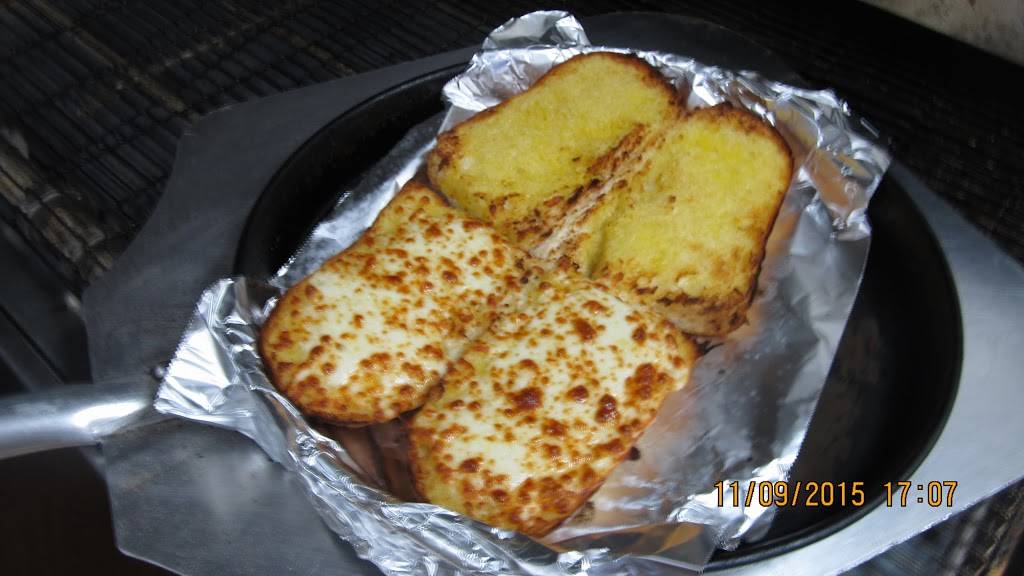 Emielios Little Italy | restaurant | 105 Kilbourne St, Bellevue, OH 44811, USA | 4194833777 OR +1 419-483-3777