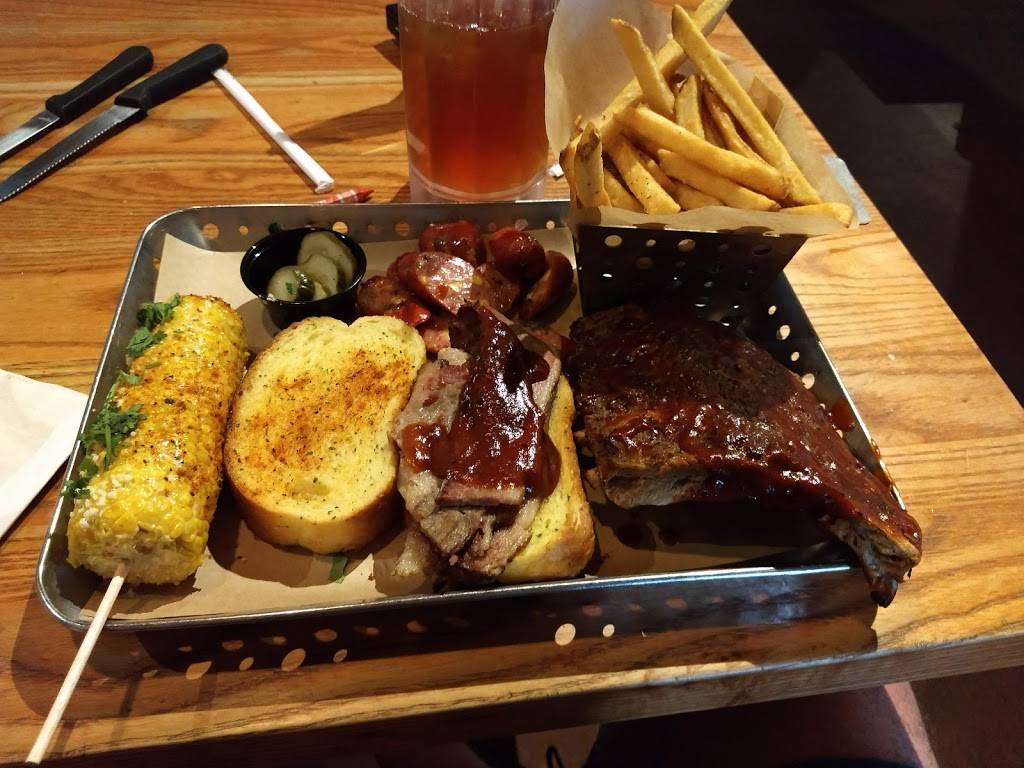 Chilis Grill & Bar | restaurant | 2560 Coors Blvd NW, Albuquerque, NM 87120, USA | 5058317298 OR +1 505-831-7298