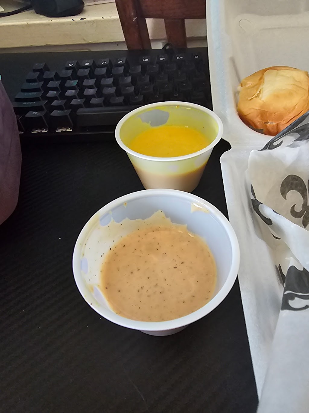 The Chicken Box | restaurant | 64724 LA-41, Pearl River, LA 70452, USA | 9852509400 OR +1 985-250-9400