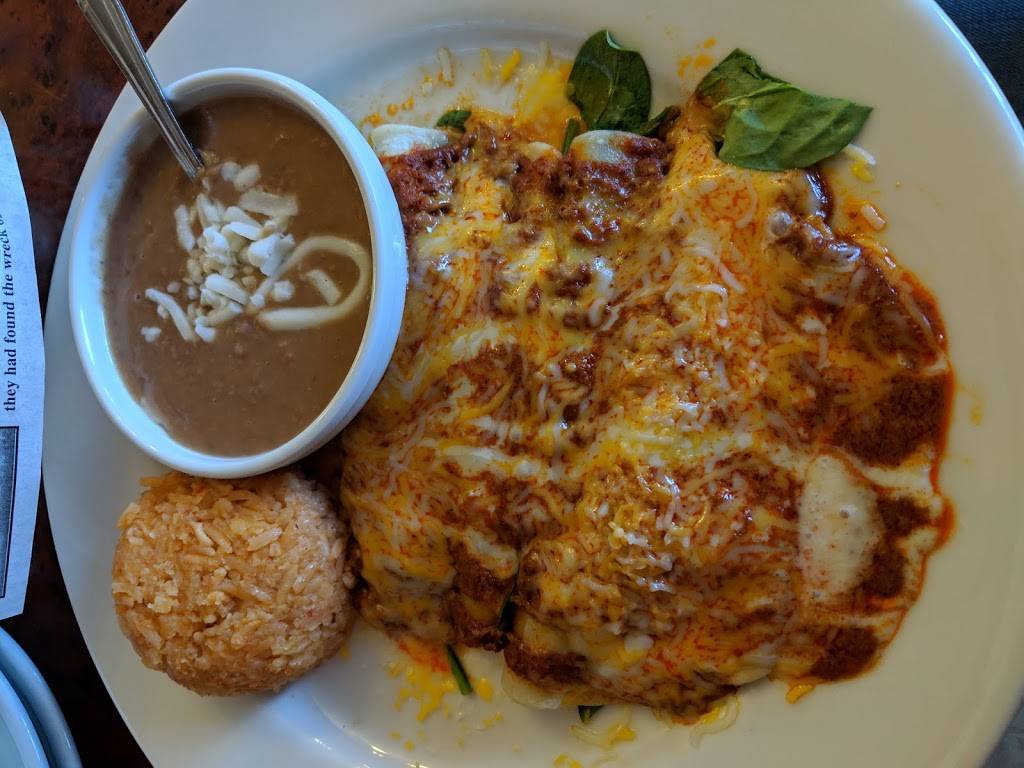 Olis Kitchen | restaurant | 10541 US-281, Round Mountain, TX 78663, USA | 8308253888 OR +1 830-825-3888